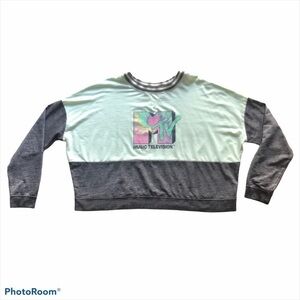 MTV Music Television 3X cropped Long sleeve shirt